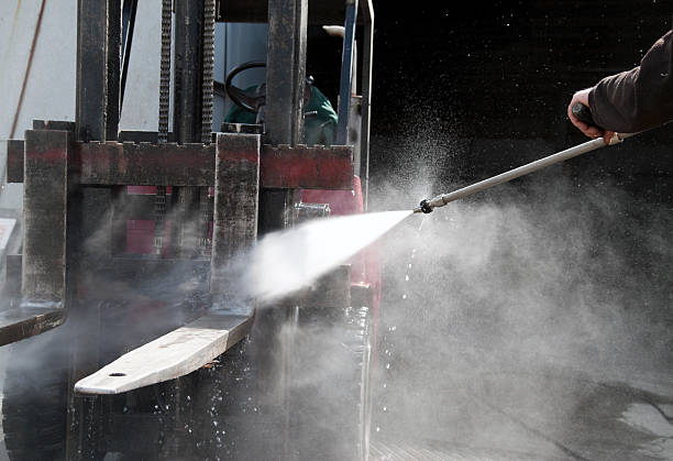 Best Driveway Pressure Washing  in High Springs, FL